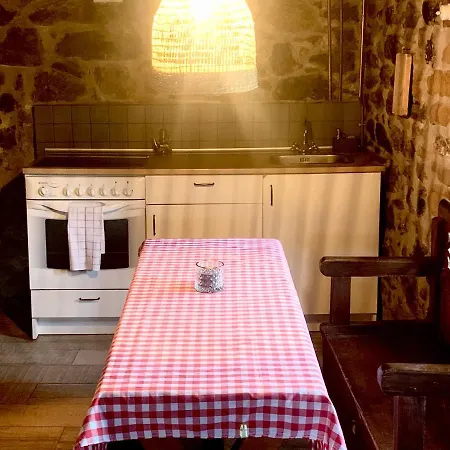 La Del Beyu Pen Kır Evi Amieva